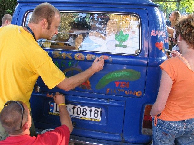 Garbusy w warsztacie malarskim – zdjęcie 64