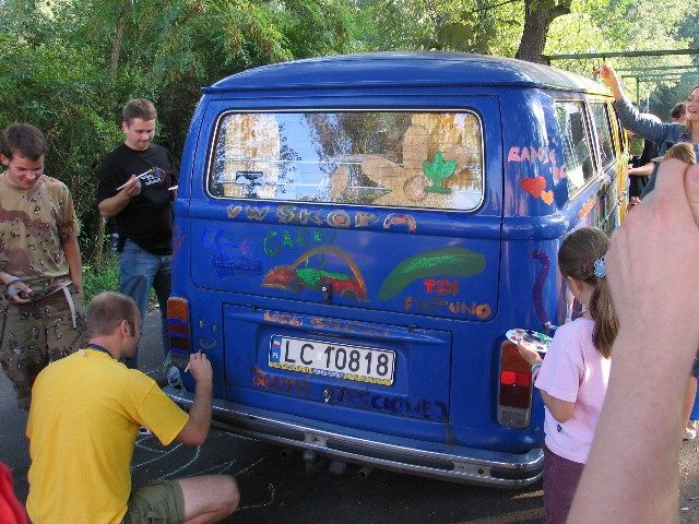 Garbusy w warsztacie malarskim – zdjęcie 67
