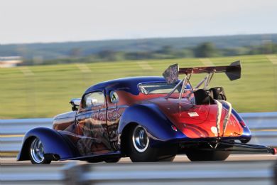 Kool April Drags