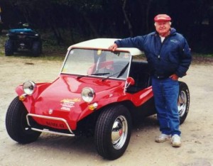 Bruce Meyers & Manx, zdjęcie z http://www.lightner.net/manxclub/fr98-bch.html